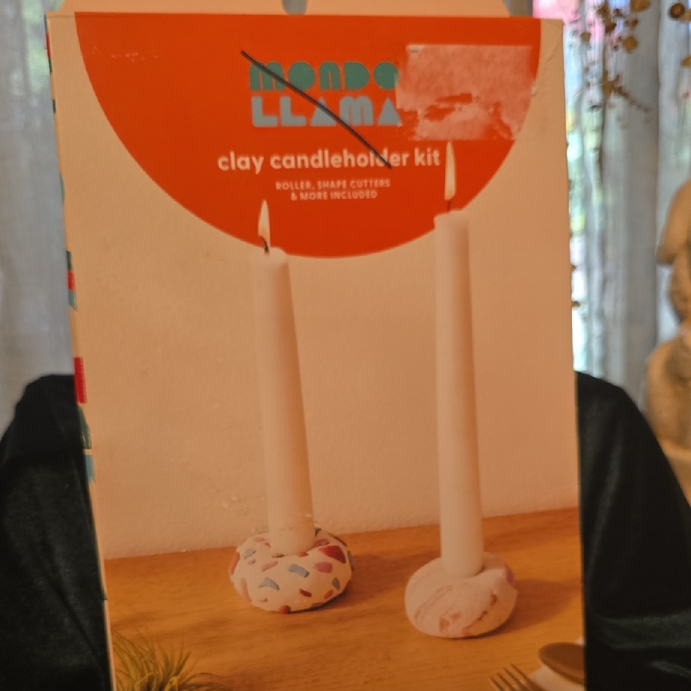 New Mondo Llama Clay Candle Holder Making Kit‎